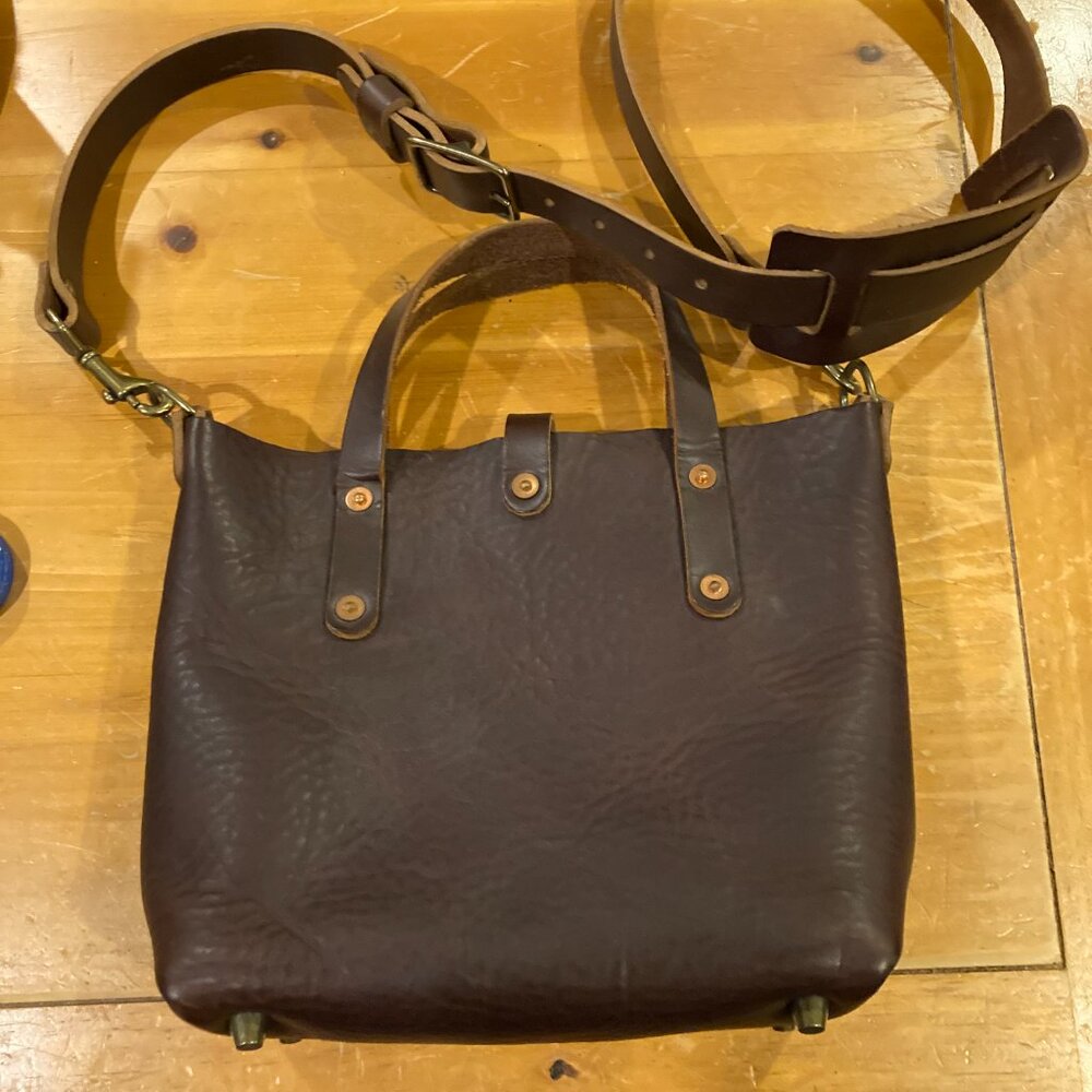 Go Forth Goods Mocha Mini Avery Crossbody Tote - Picture 2 of 8